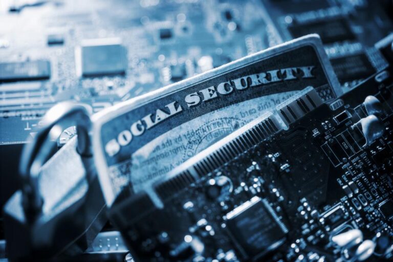 Dati curriculum di lavoro per 29.1 milioni di cittadini indiani gratis sul darkweb